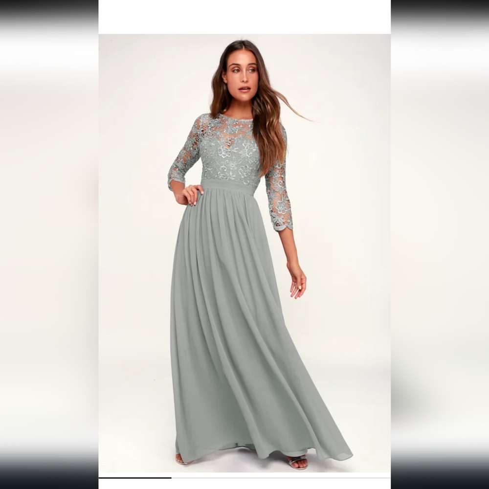 Lulu's Elegant Lace Long Sleeve Dress in Green and Gray